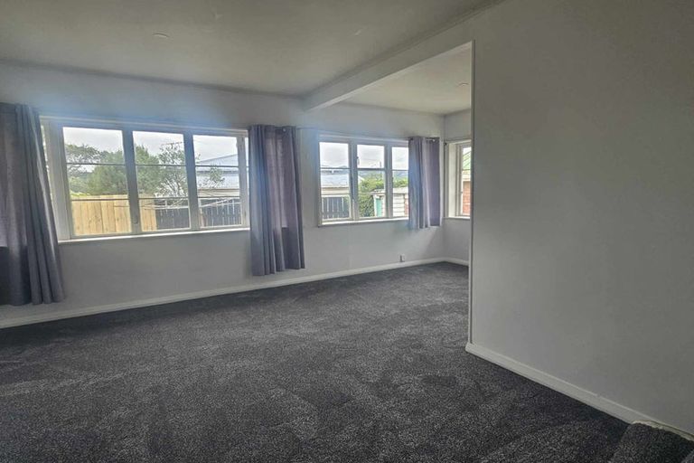 Photo of property in 31 Elizabeth Street, Moera, Lower Hutt, 5010