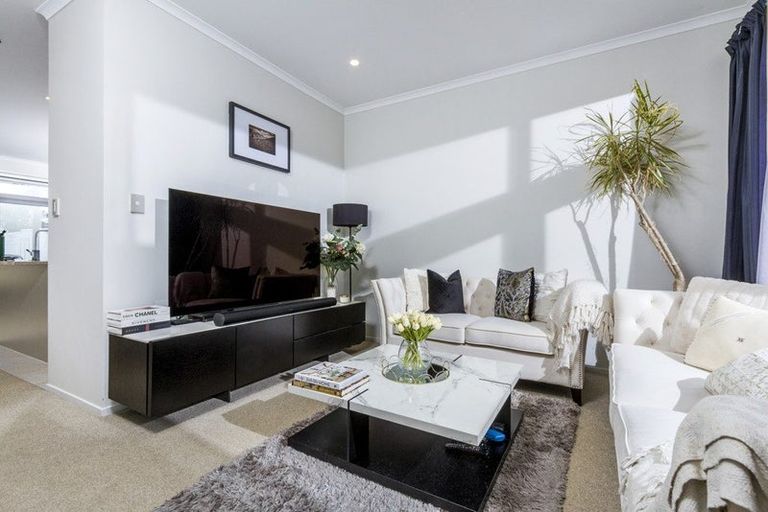 Photo of property in 11 Spotted Dove Road, Hobsonville, Auckland, 0616