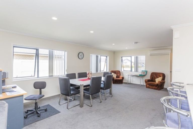 Photo of property in 16 Kapuka Street, Papamoa Beach, Papamoa, 3118