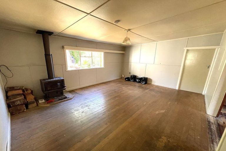 Photo of property in 11 Halsey Street, Clinton, 9534