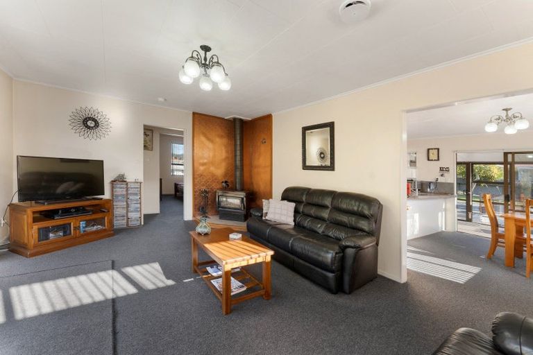Photo of property in 111 Waikawa Road, Picton, 7220