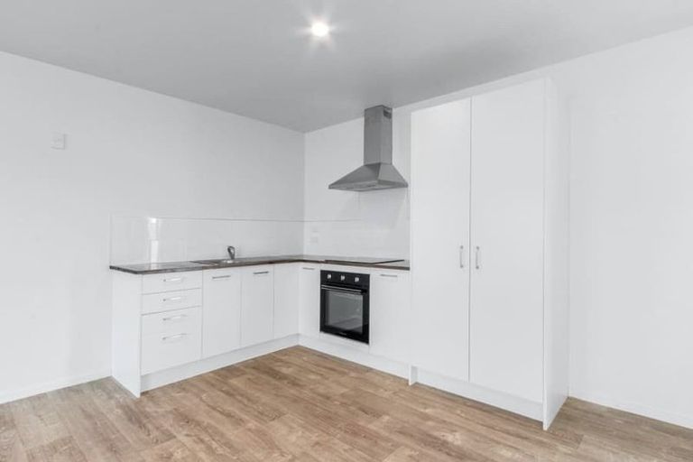 Photo of property in 24 Kiwi Lane, Camberley, Hastings, 4120