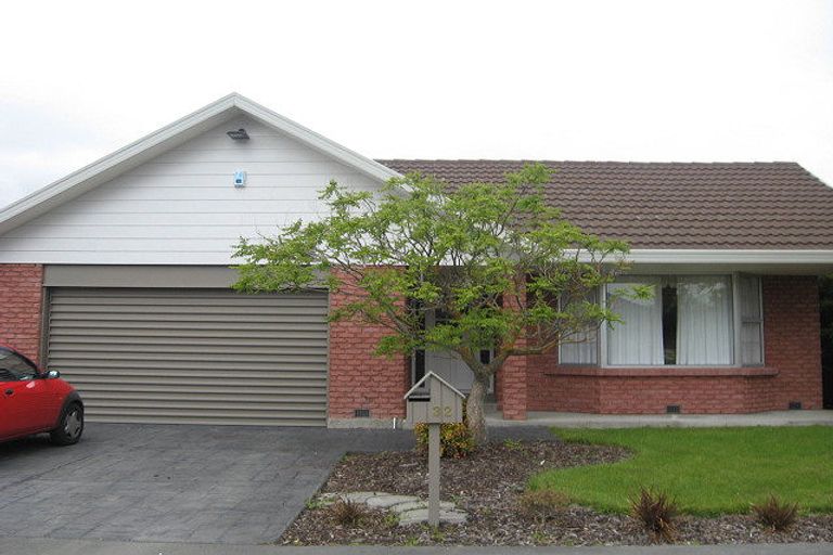 Photo of property in 32 Marlene Street, Casebrook, Christchurch, 8051