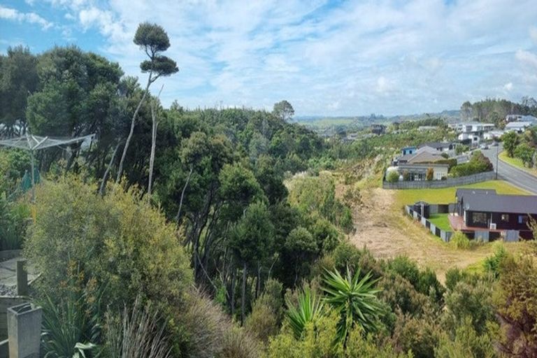 Photo of property in 6 Cornwall Way, Mangawhai Heads, Mangawhai, 0505