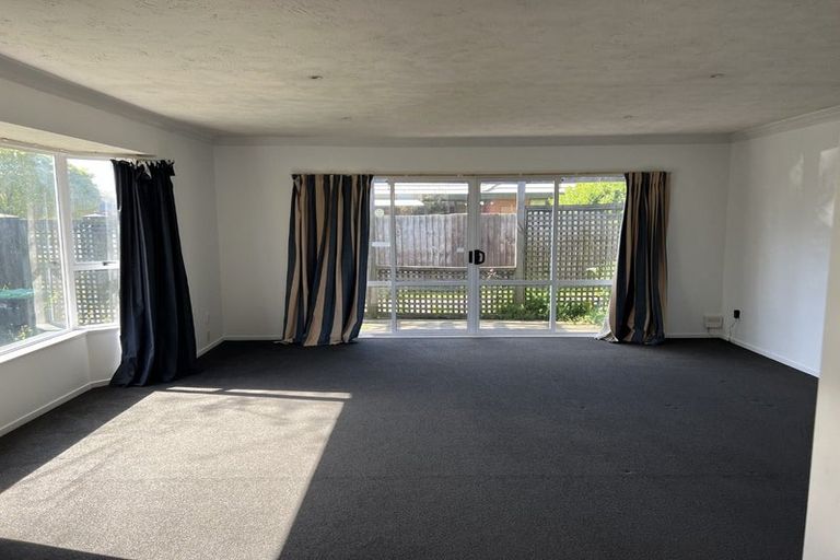 Photo of property in 130 Reynolds Avenue, Bishopdale, Christchurch, 8053