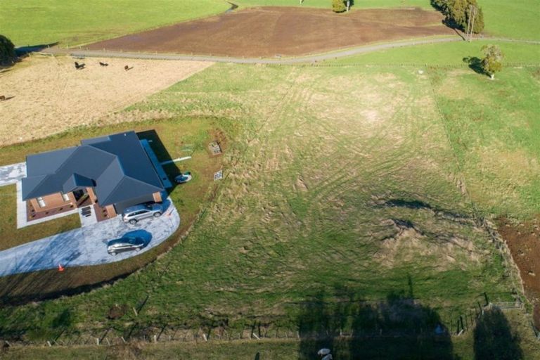 Photo of property in 42 Tawhero Street, Mamaku, 3020