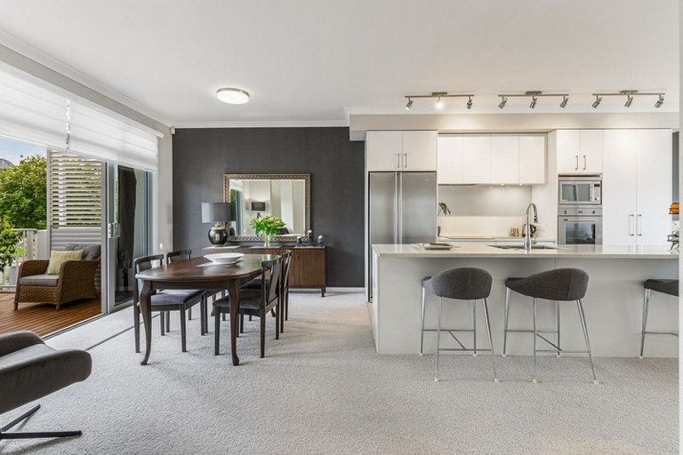 Photo of property in 130 Landmark Terrace, Orewa, 0931