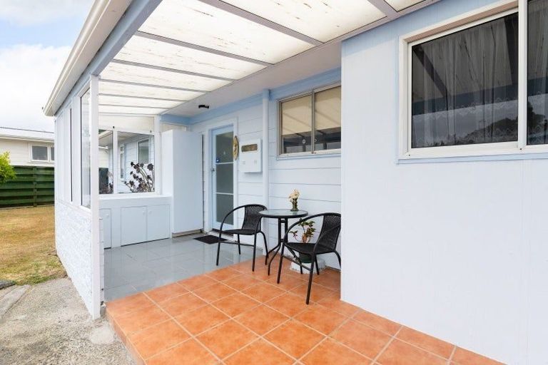 Photo of property in 44 Macdonald Road, Glenview, Hamilton, 3206