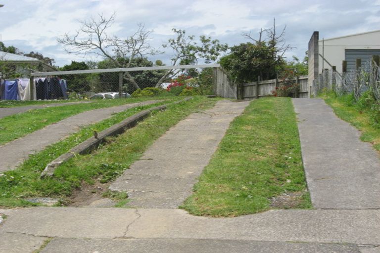 Photo of property in 23 Mascot Avenue, Mangere, Auckland, 2022