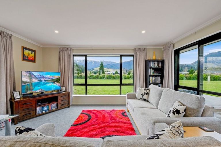 Photo of property in 30 Lochiel Drive, Hanmer Springs, 7334