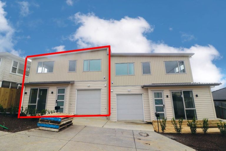 Photo of property in 2a Crystal Avenue, Te Atatu South, Auckland, 0602