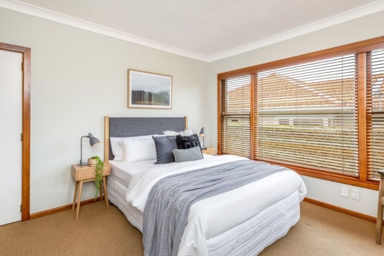Photo of property in 76 Whitehaven Road, Glendowie, Auckland, 1071