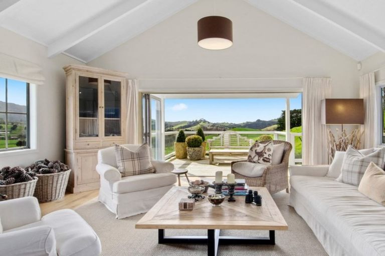 Photo of property in 395a Matakana Valley Road, Matakana, Warkworth, 0985