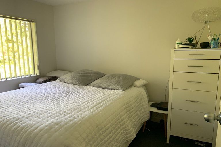 Photo of property in 12a Withers Road, Glen Eden, Auckland, 0602