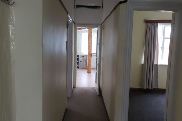 Photo of property in 30 Lavaud Street, Berhampore, Wellington, 6023