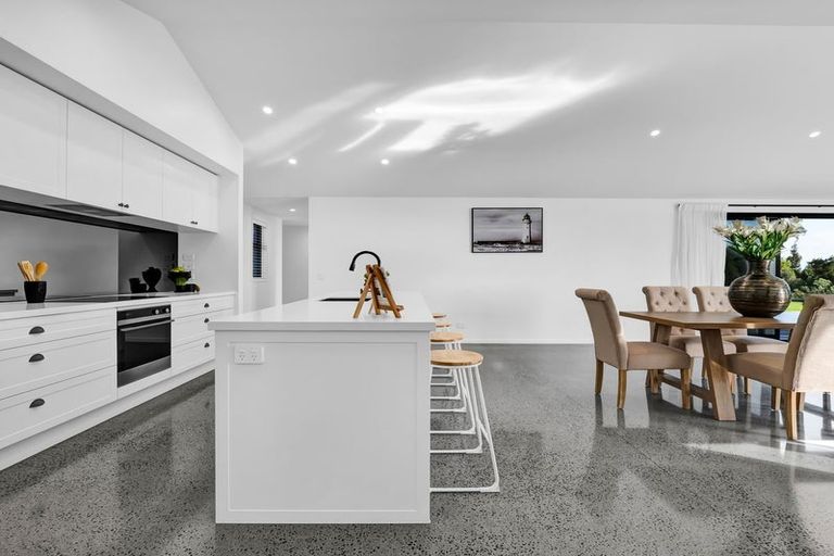 Photo of property in 110 Stockman Road, Tikorangi, Waitara, 4383