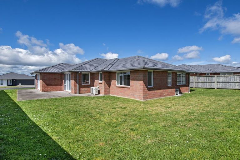 Photo of property in 39 Lake Drive, Tikipunga, Whangarei, 0112