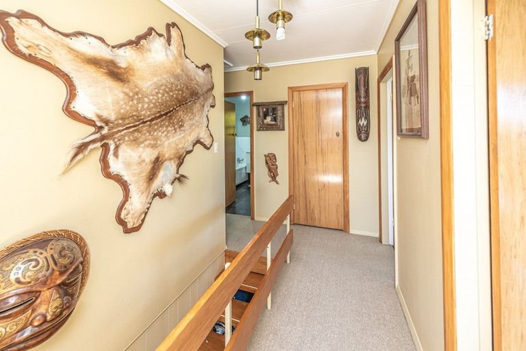 Photo of property in 104 Mount View Road, Bastia Hill, Whanganui, 4500