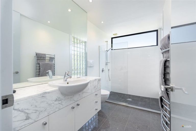 Photo of property in 52 Penrose Street, Woburn, Lower Hutt, 5010