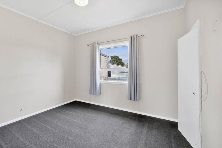Photo of property in 20 Riemenschneider Street, Manaia, 4612