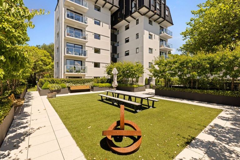 Photo of property in 401/18 Carlton Mill Road, Merivale, Christchurch, 8014