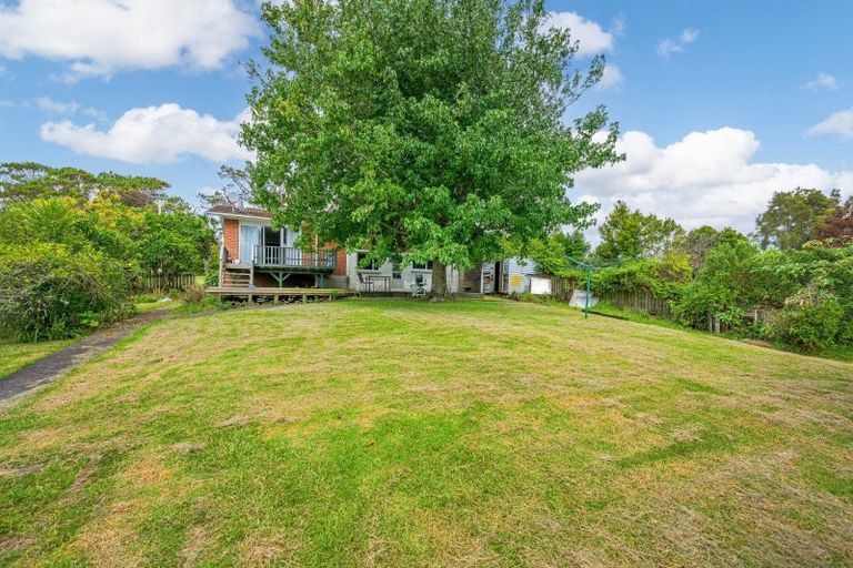 Photo of property in 460 Don Buck Road, Massey, Auckland, 0614