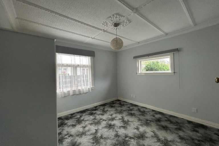 Photo of property in 38 South Street, West End, Palmerston North, 4410