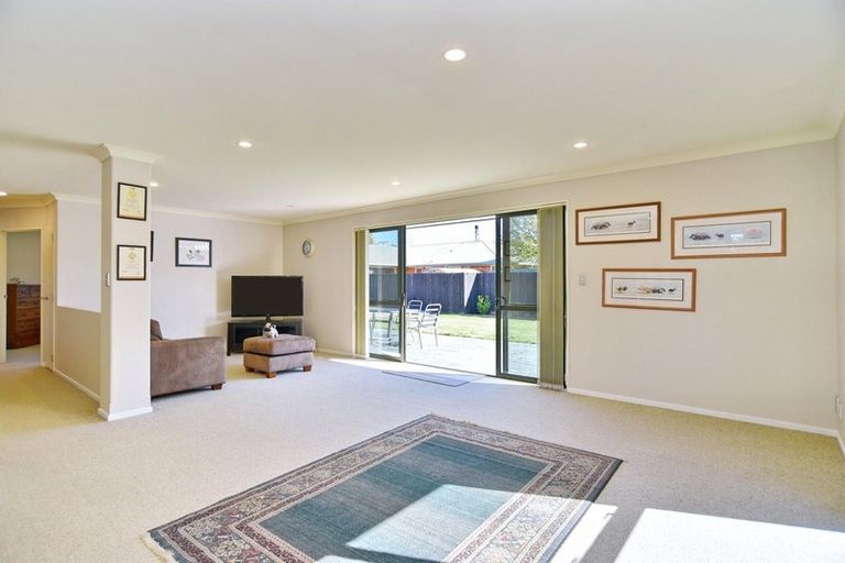 Photo of property in 78 Church Street, Oxford, 7430