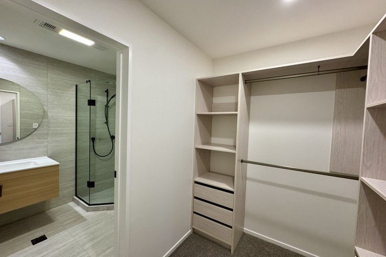 Photo of property in 40c Centorian Drive, Windsor Park, Auckland, 0632