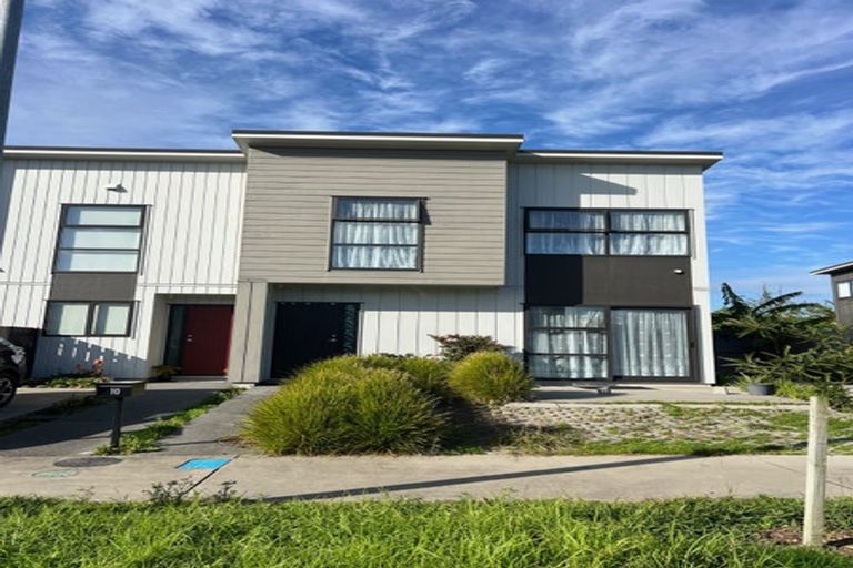 Photo of property in 10 Kitea Place, Mangere, Auckland, 2022