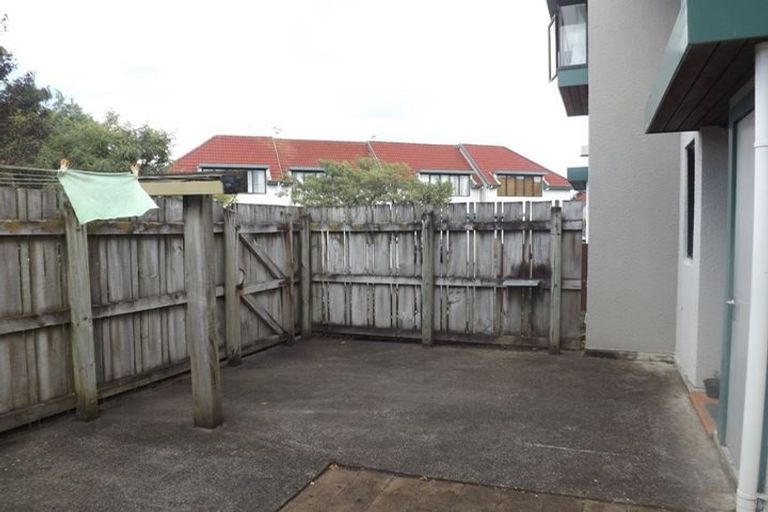 Photo of property in 27 Mcbain Grove, Avalon, Lower Hutt, 5011