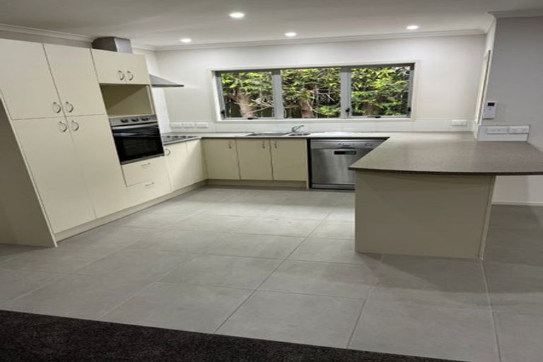 Photo of property in 60a Christmas Road, Manurewa, Auckland, 2102