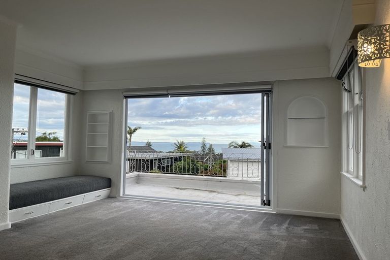 Photo of property in 274 Lake Road, Hauraki, Auckland, 0622