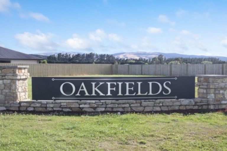 Photo of property in 1 Hunter Lane, Amberley, 7410