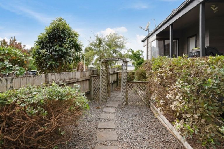 Photo of property in 11 Blomfield Street, Pukehangi, Rotorua, 3015