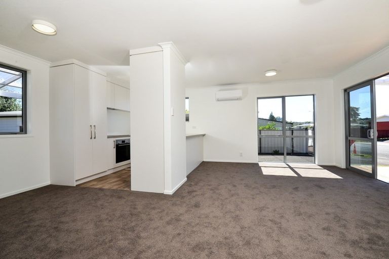 Photo of property in 23 Jasmine Avenue, Dinsdale, Hamilton, 3204