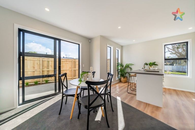 Photo of property in 380b Cambridge Terrace, Naenae, Lower Hutt, 5011