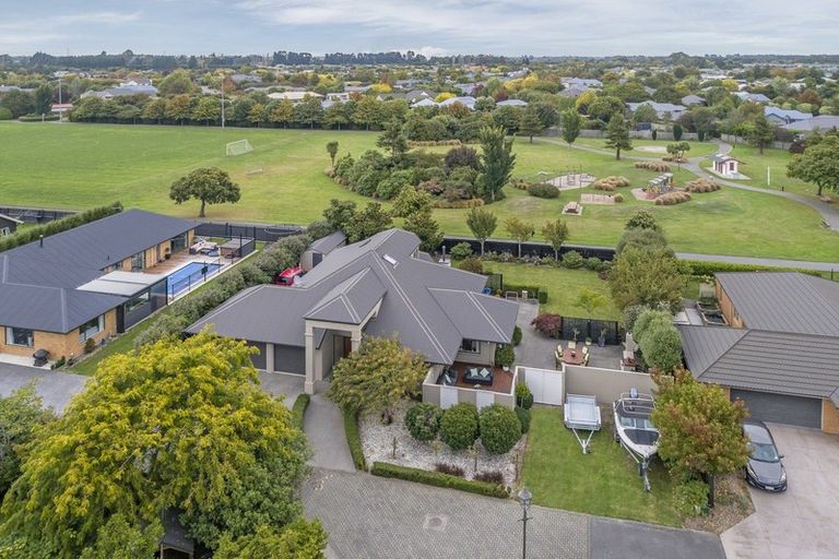 Photo of property in 2 Parkview Lane, Prebbleton, 7604