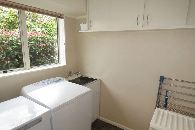 Photo of property in 51 Vogel Place, Waikiwi, Invercargill, 9810