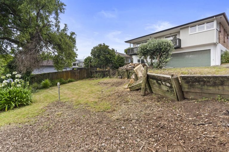Photo of property in 29 Riverhills Avenue, Pakuranga Heights, Auckland, 2010