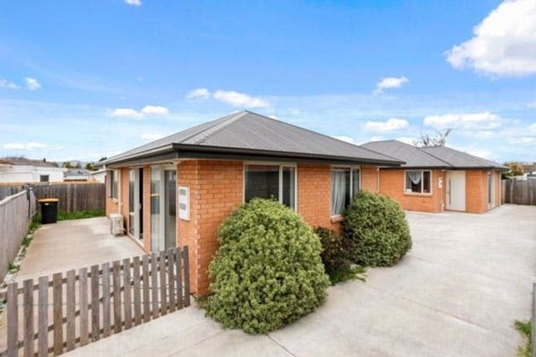 Photo of property in 2/34 Neill Street, Hornby, Christchurch, 8042