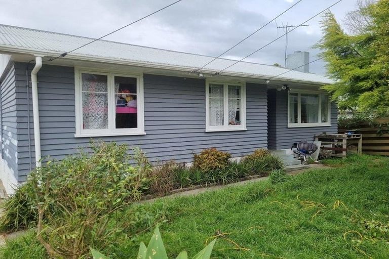 Photo of property in 44 Kirton Crescent, Manurewa, Auckland, 2102