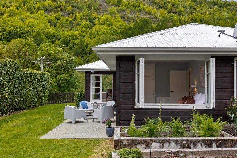 Photo of property in 46 Norfolk Street, Arrowtown, 9302