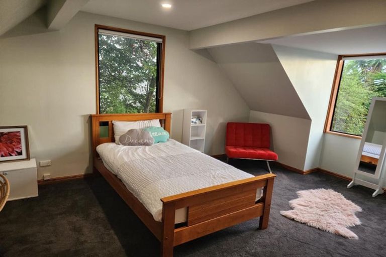 Photo of property in 9 Janice Place, Mount Pleasant, Christchurch, 8081