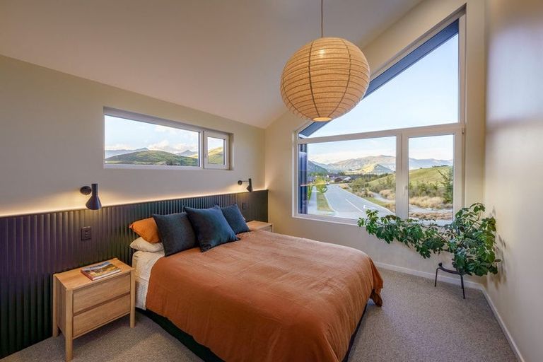 Photo of property in 35 Jack Hanley Drive, Jacks Point, Queenstown, 9371