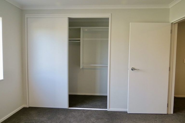 Photo of property in 35a O'meara Street, Swanson, Auckland, 0614