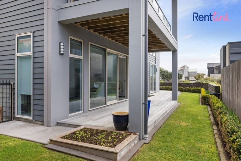 Photo of property in 6 Otira Close, Papamoa Beach, Papamoa, 3118