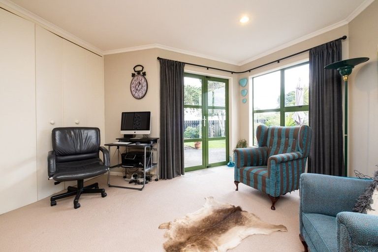 Photo of property in 31c The Esplanade, Westshore, Napier, 4110