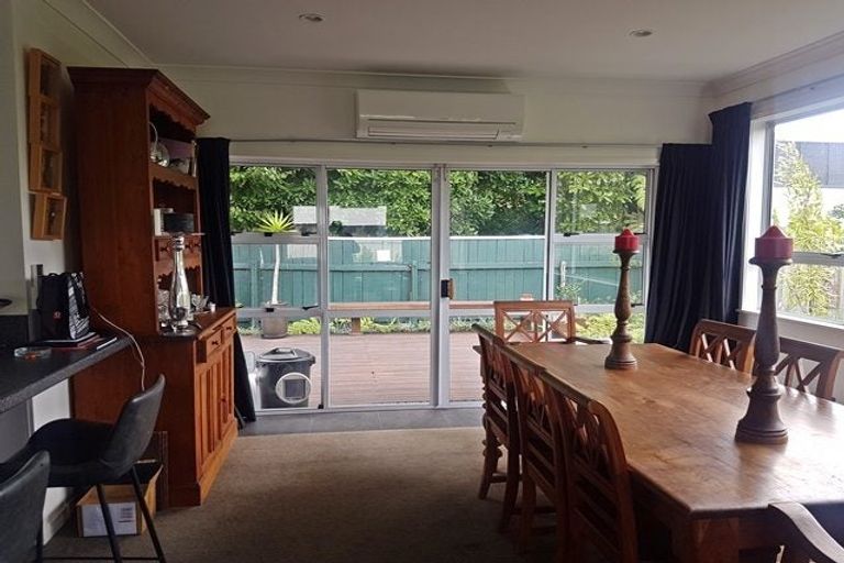 Photo of property in 79 Te Awe Awe Street, Hokowhitu, Palmerston North, 4410