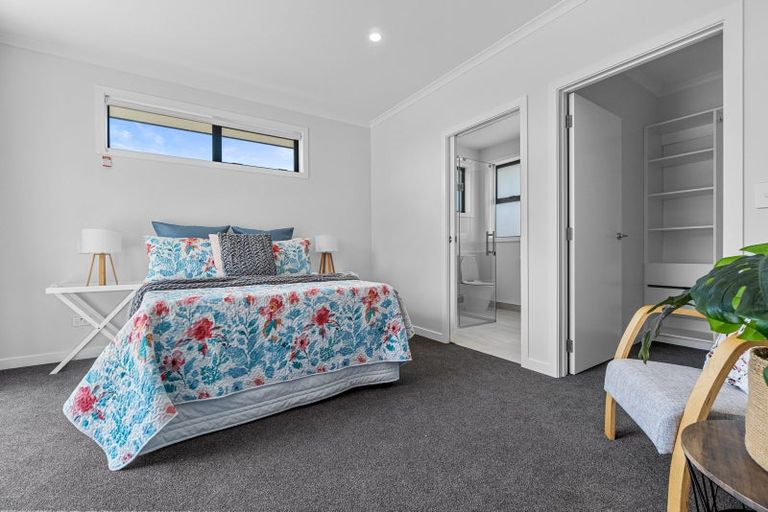 Photo of property in 8 Kimbolton Street, Rototuna North, Hamilton, 3210